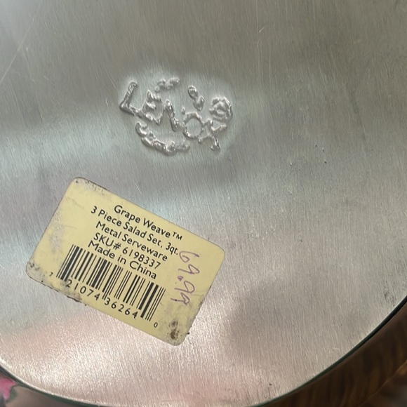 Lenox metal serware and utensils - Picture 2 of 5